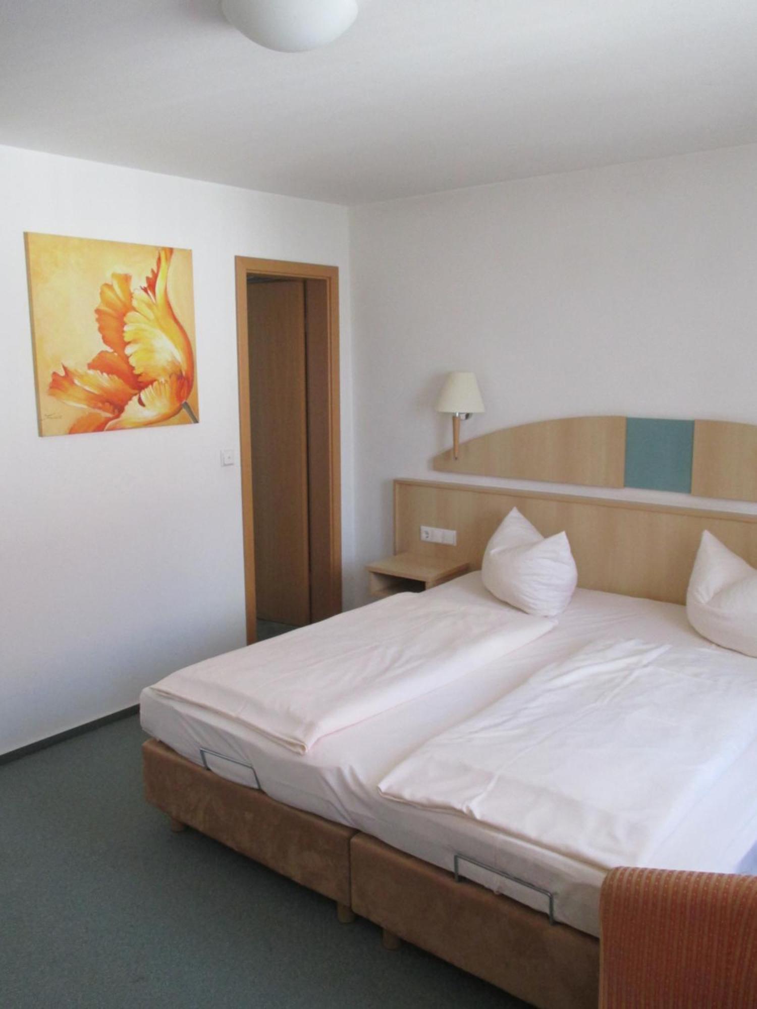 Hotel & Gaestehaus Krone 가이젤빈트 객실 사진